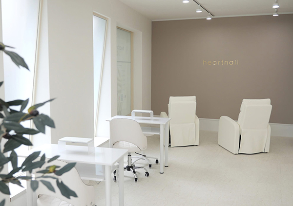 はあとねいる 春日大野城店