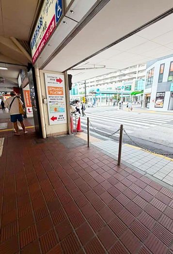 【1】山陽垂水駅東口改札を出て左(北側)へ進み、ロータリーに出ます。